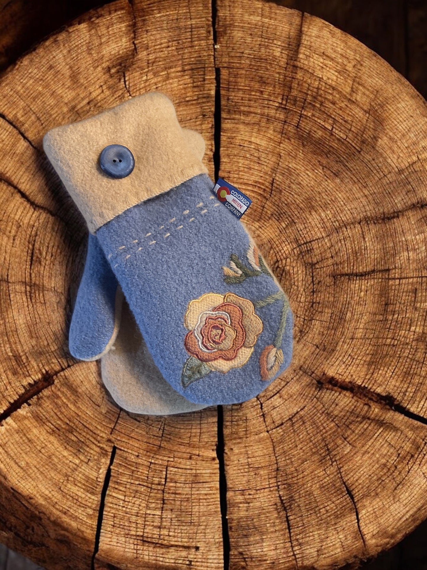 Women's Large Mittens Blue/Tan Embroidered