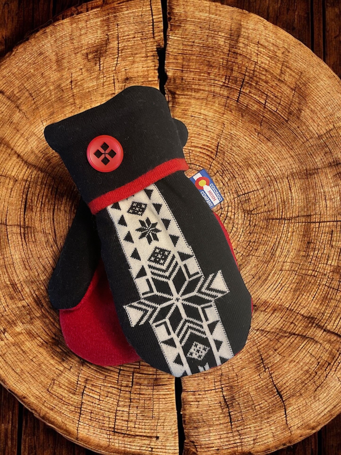 Women's Large Mittens Black /Red