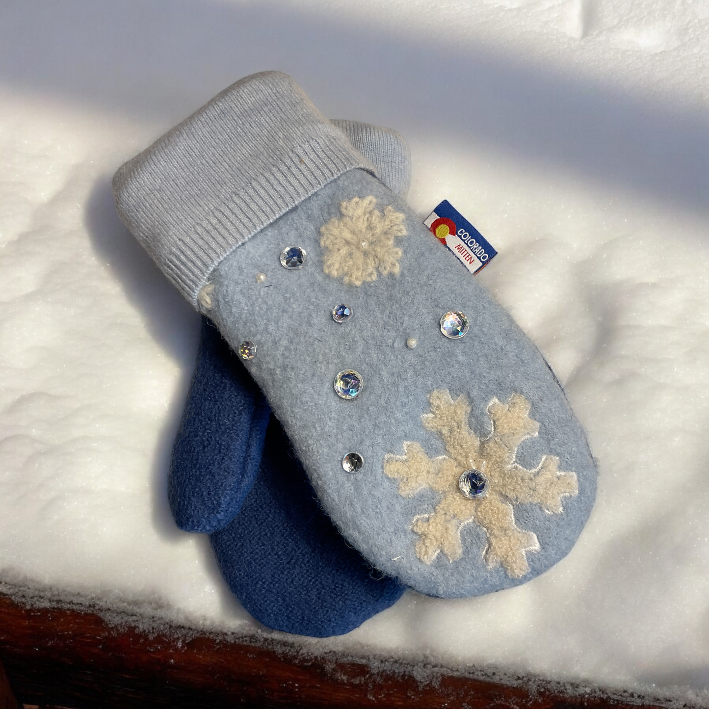 Women's Regular Mittens Blue with Snowflakes