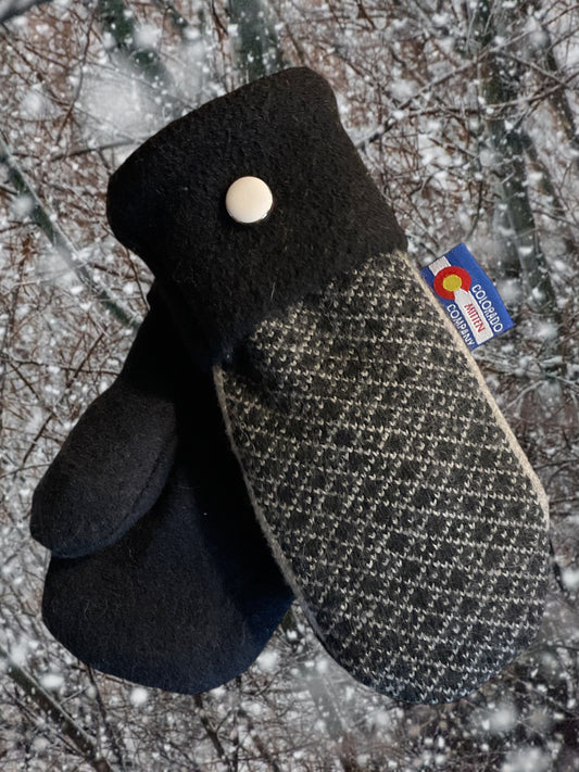 Kids Mittens Black Pattern