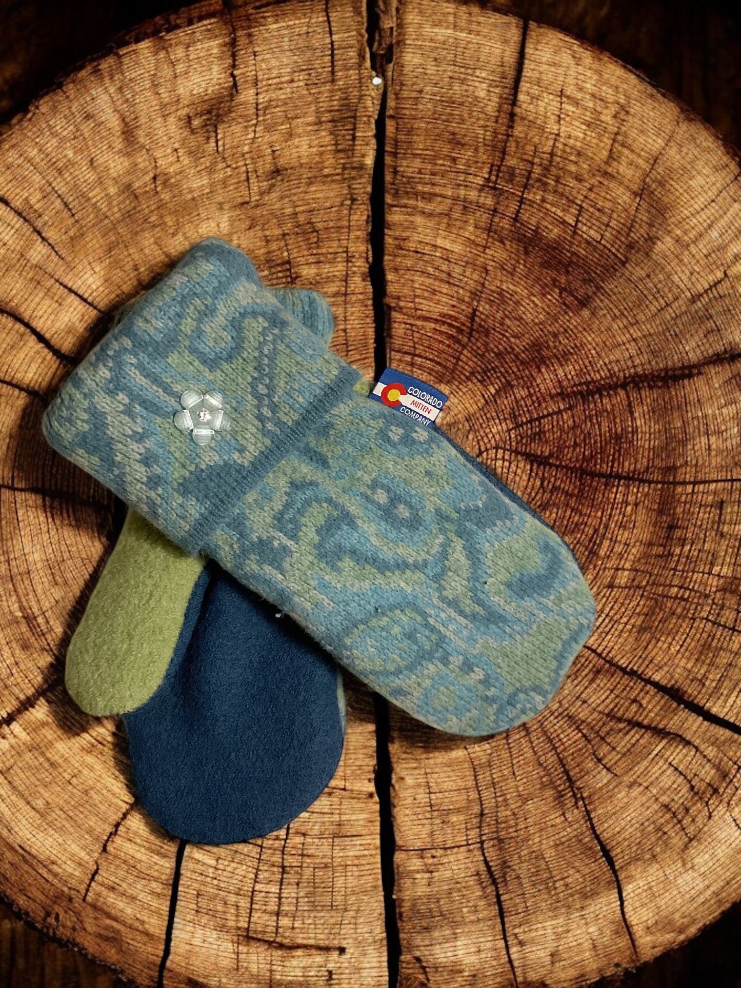 Women’s Large Mittens  Paisley Greens and Blues